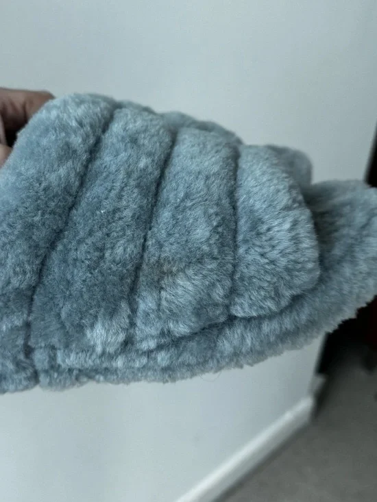 Light Blue UGG Fluff Yeah Slide Sandals Size 8 - Picture 2 of 7